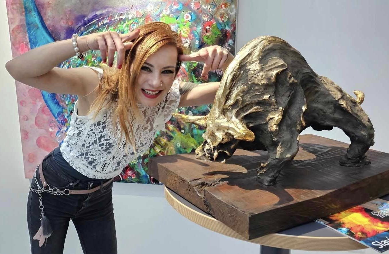 Bull Diabulus Sculpture
