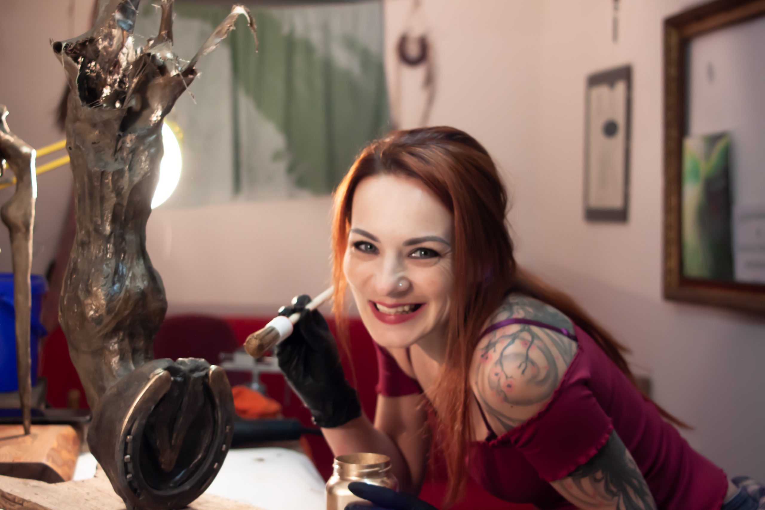 Leya sculpture artist