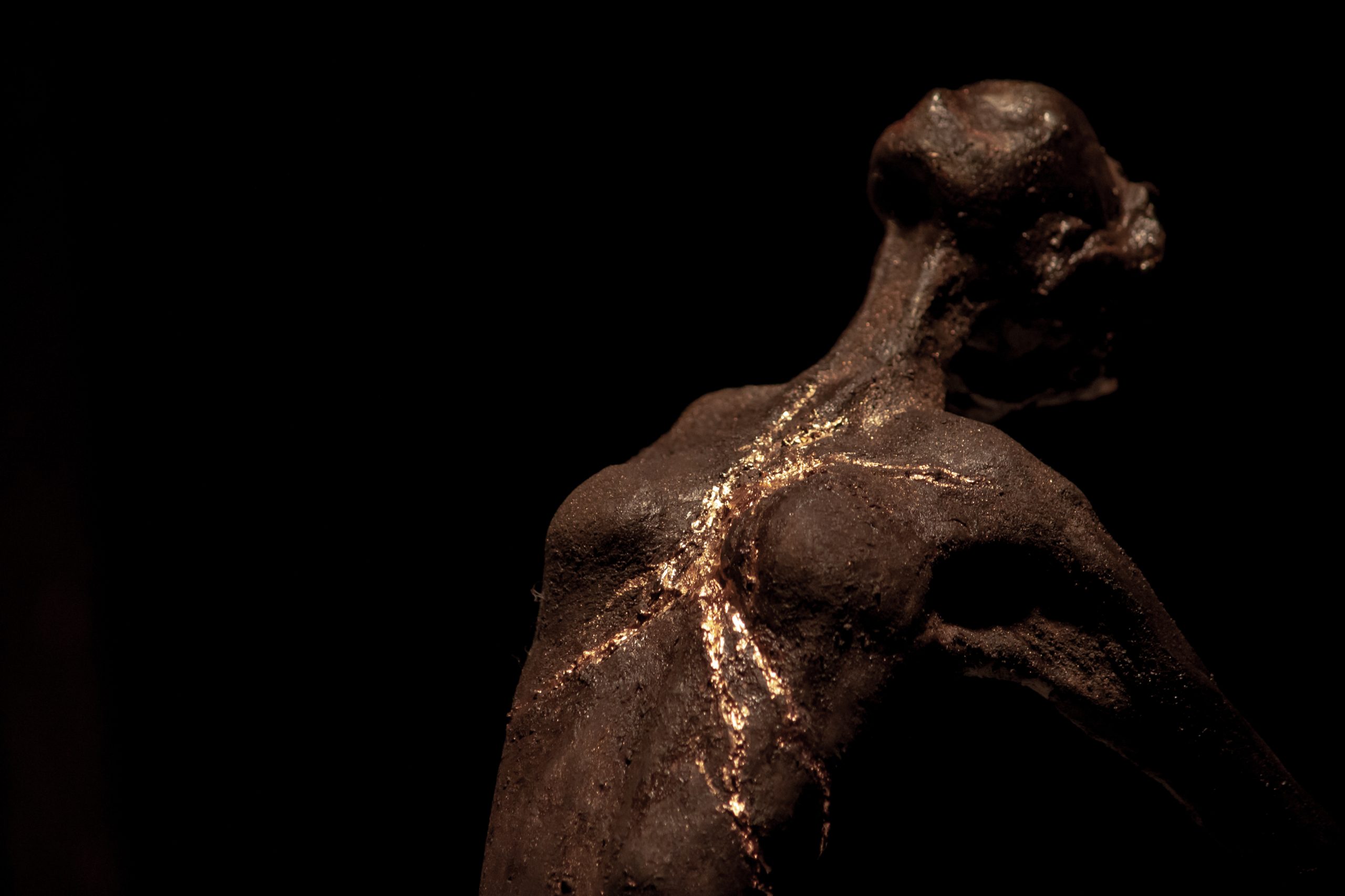 Sculpture Lovesiya Enheartening